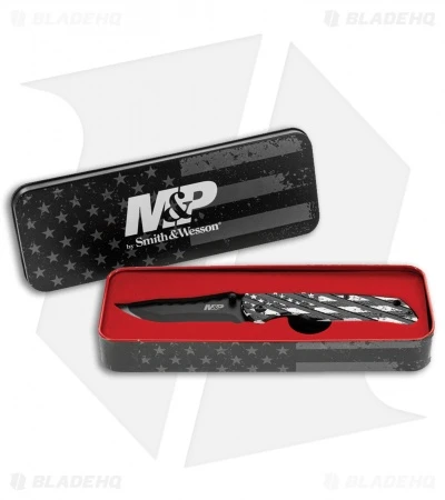M&P American Patriot Folder Knife Black US Flag/Barbed Wire (3.25" Black Serr) 6 M&P American Patriot Folder Knife Black US Flag/Barbed Wire (3.25" Black Serr) - Image 4